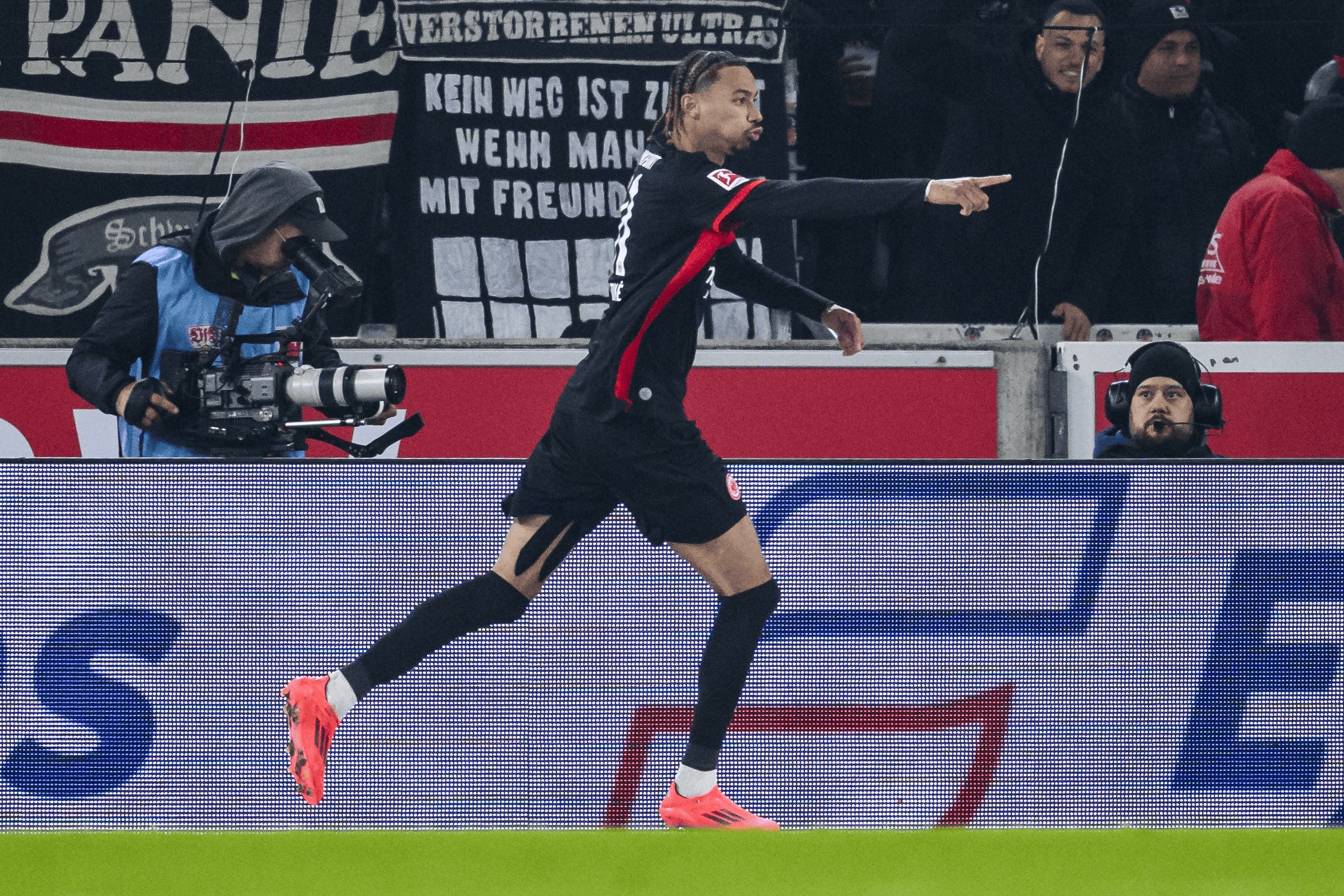 开云体育下载-关于风云突变巴塞罗那关键时刻临场应变集结日曼城伤情更新，连对手都承认：葡萄牙体育临场应变备战全明星赛的信息